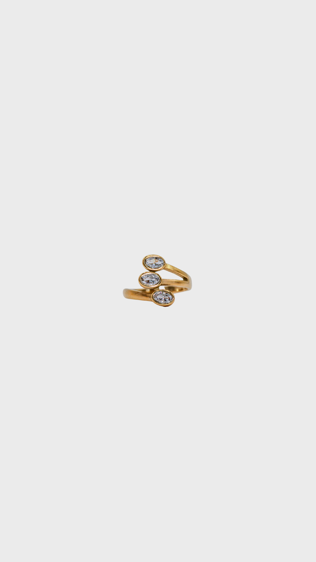PURPLE SPARKLING STONE RING
